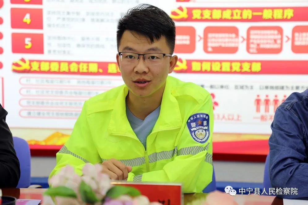 微博关注如何分组，让你高效管理社交圈！