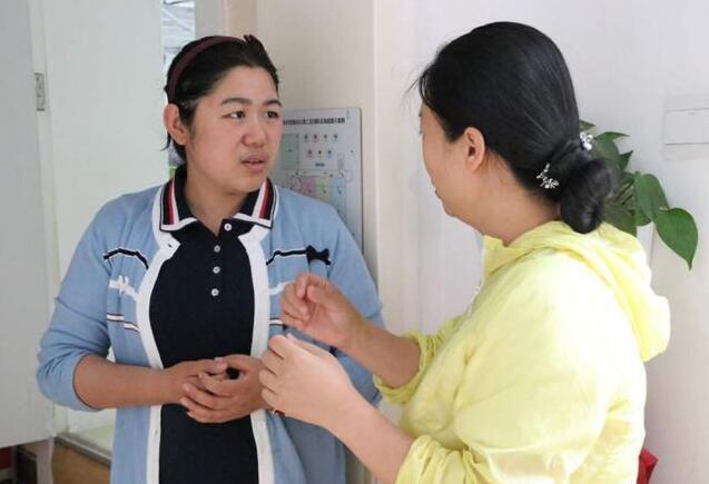 如何在群里禁言小红书：轻松实现群组管理